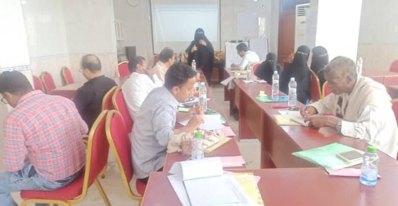 Photo of اختتام الدورة التدريبية الخاصة بتعزيز قدرات السلطات المحلية في مجال المهارات الإدارية بمحافظة ساحل حضرموت.