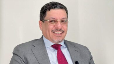Photo of وزير الخارجية: قائمة سوداء بالمتورطين الحوثيين… والسلام عدوهم الأول